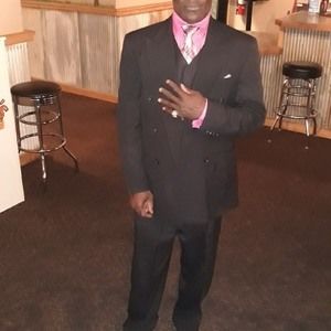 Meet your Posher, Larachatter